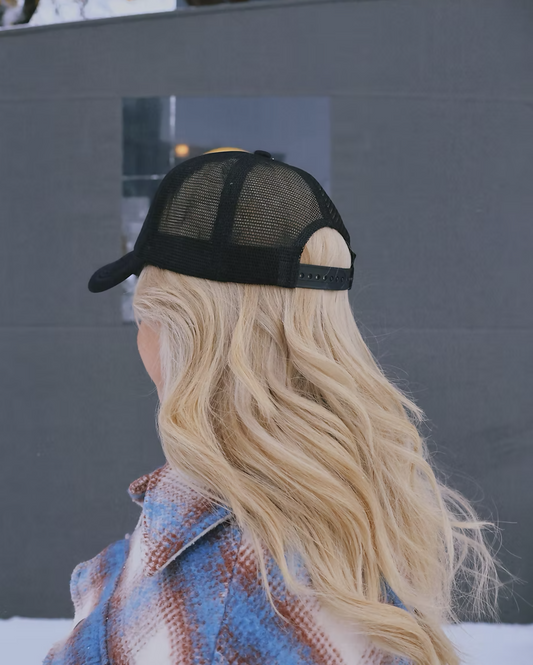 DE CHICAGO TRUCKER HAT